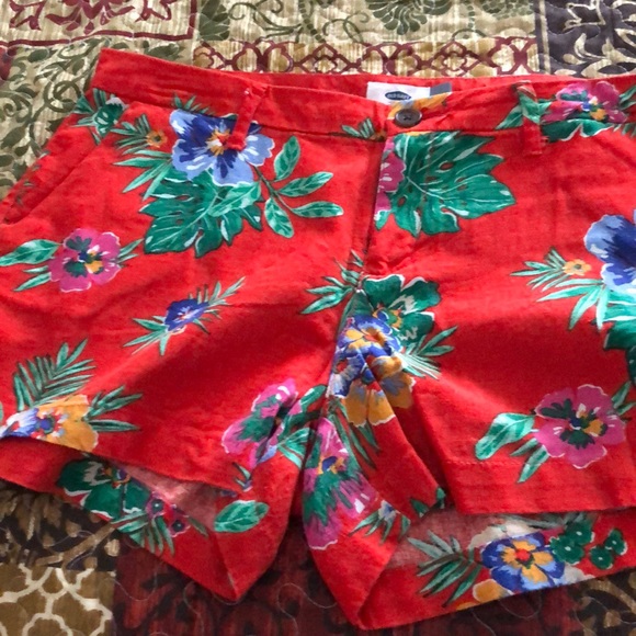 Shorts - Picture 3 of 6